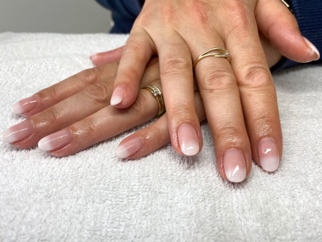 Alena Krajícová - nehtová modeláž Plzeň