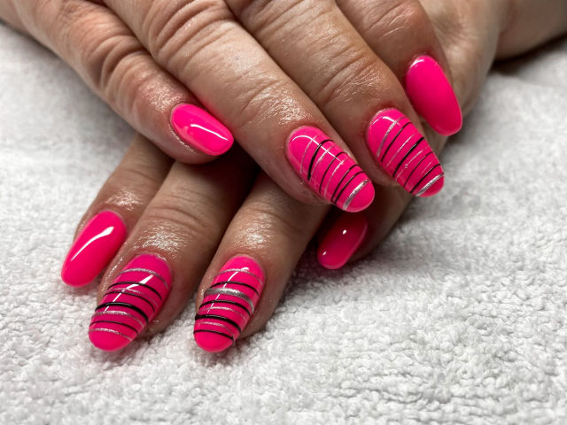 Alena Krajícová - nehtová modeláž Plzeň